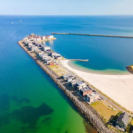 Himmel Und Meer- Direkt Am Wasser Mit Hafenblick